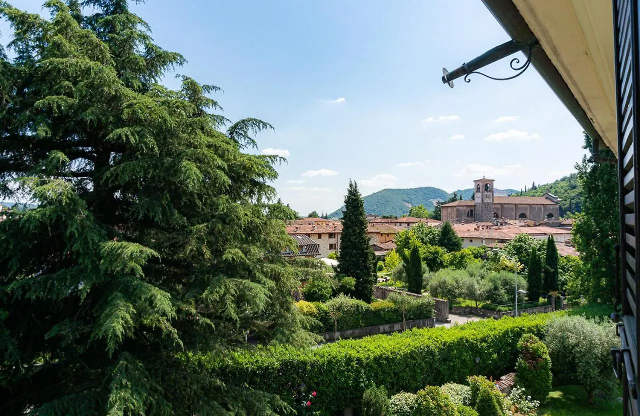 Affittacamere Suite&Apartment in Villa del 1700 Gavardo Italia