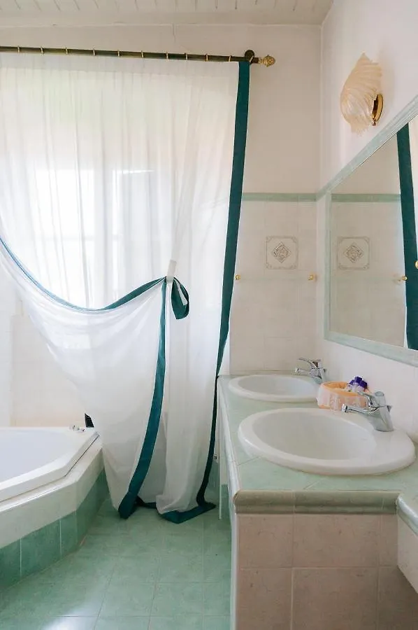 Suite&Apartment in Villa del 1700 Gavardo Affittacamere
